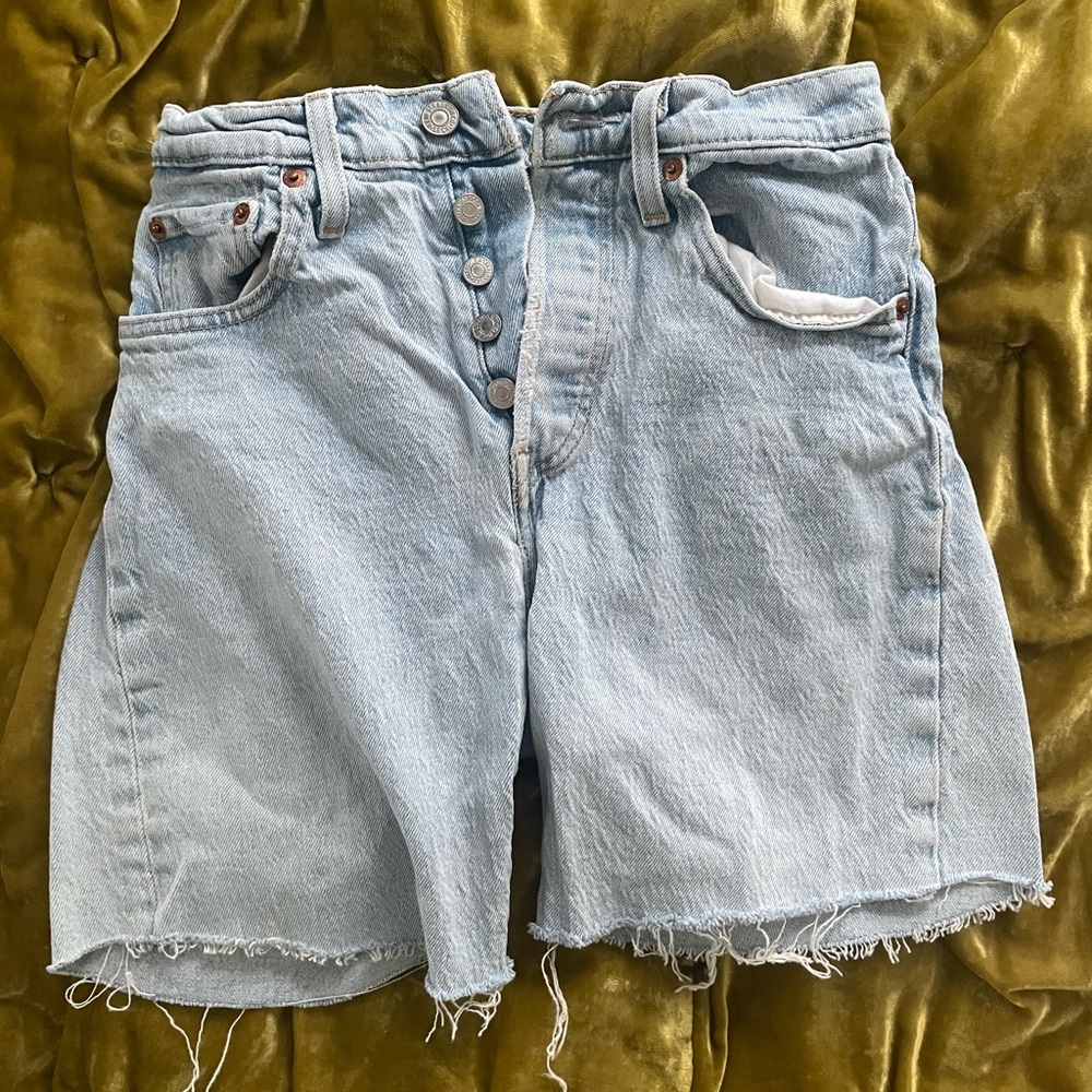 Levi’s Light Blue Denim Women's Shorts